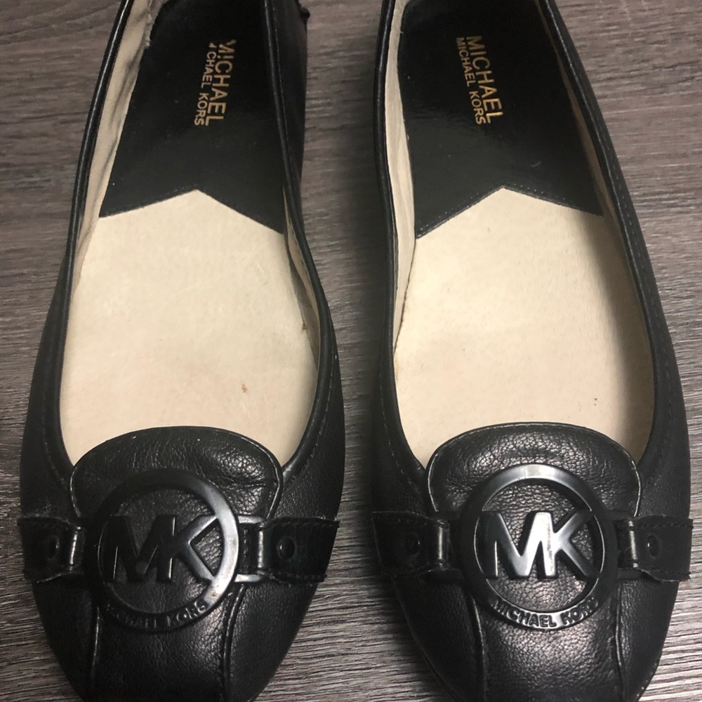 Michael Kors black flats